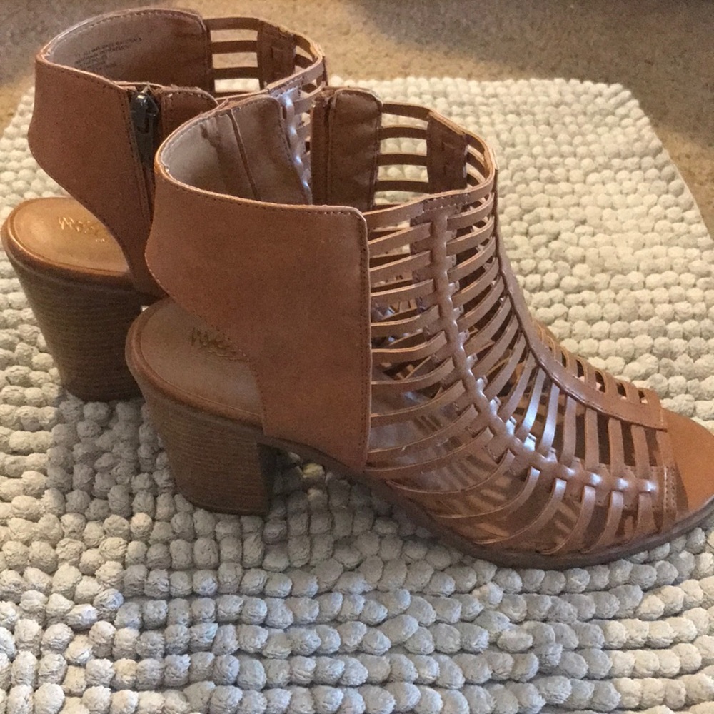 Size 11 gladiator heels